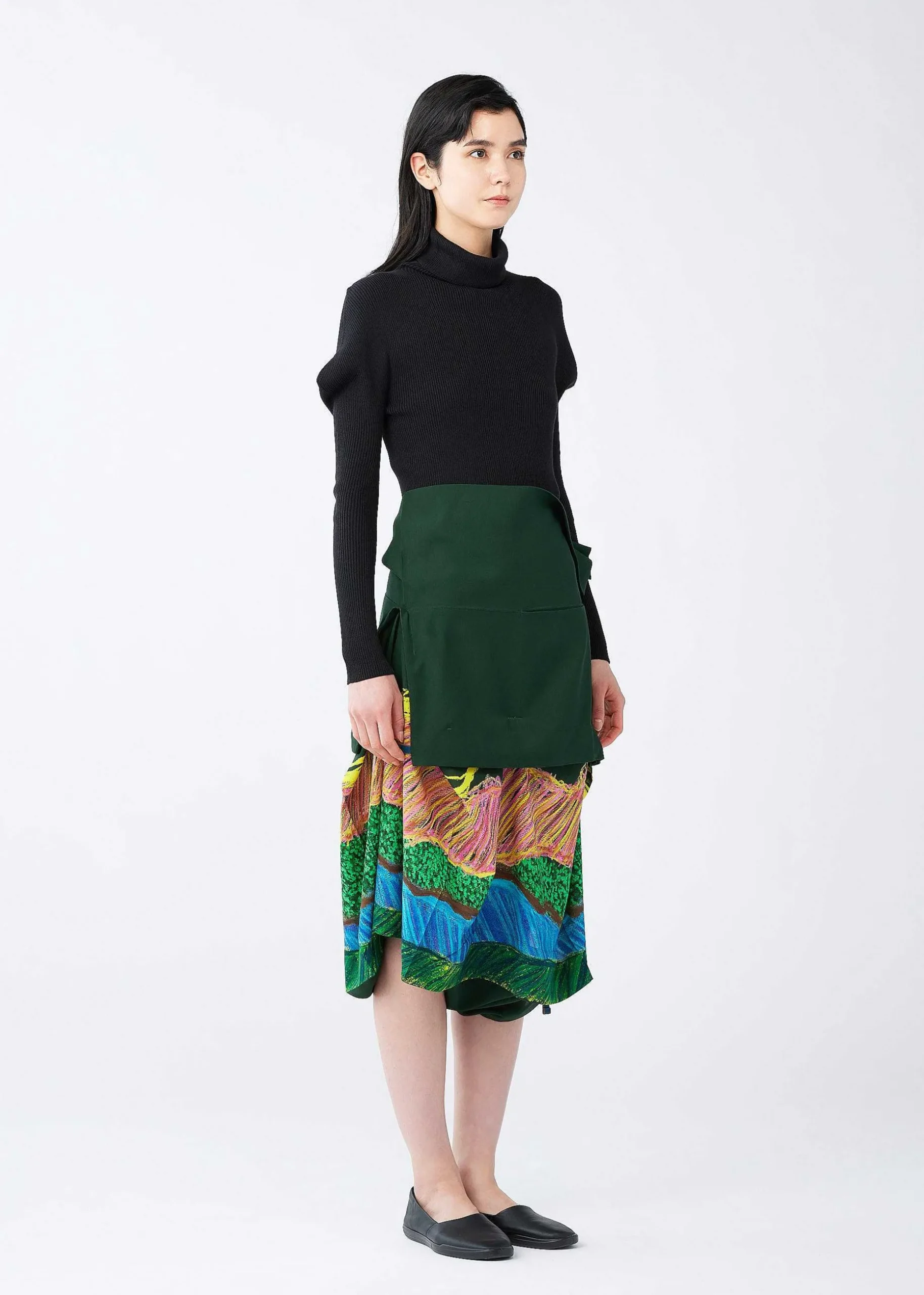 ISSEY MIYAKE Pants|Strata