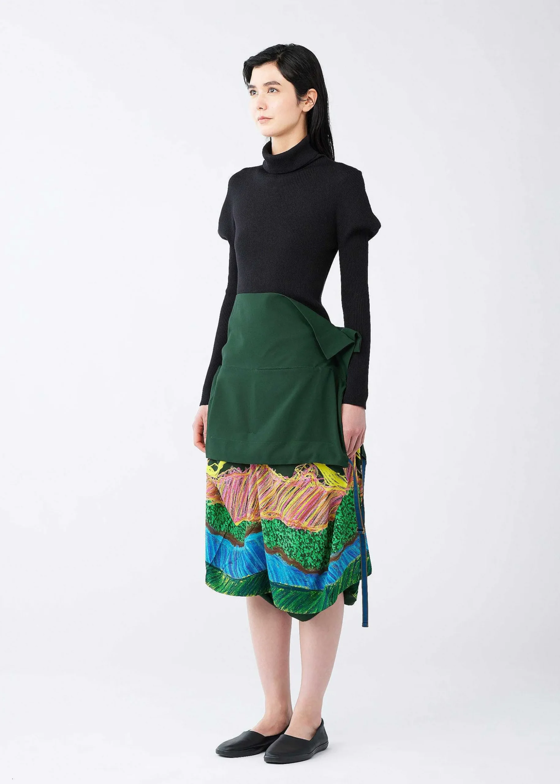 ISSEY MIYAKE Pants|Strata