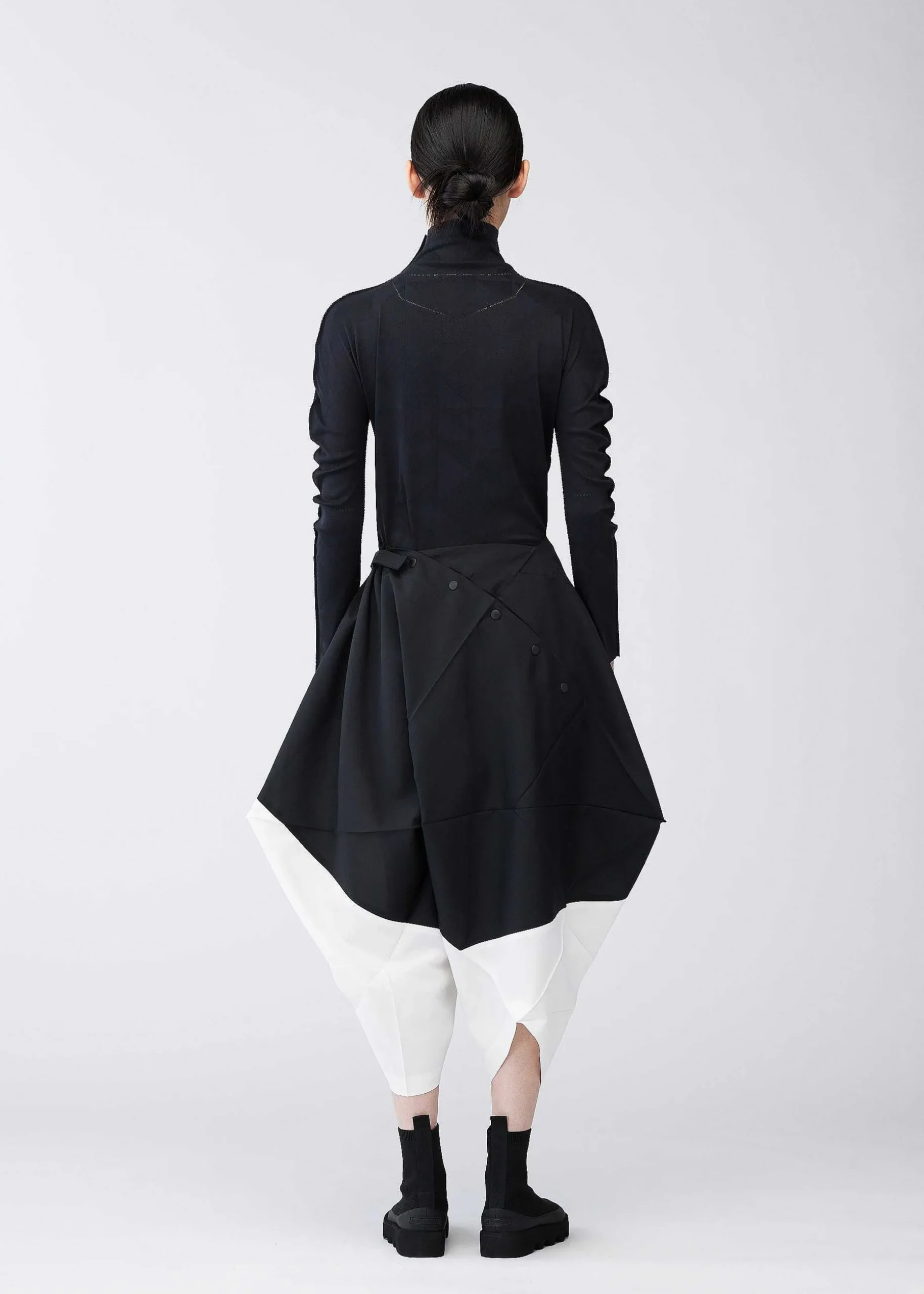 ISSEY MIYAKE Pants|Switching Volume