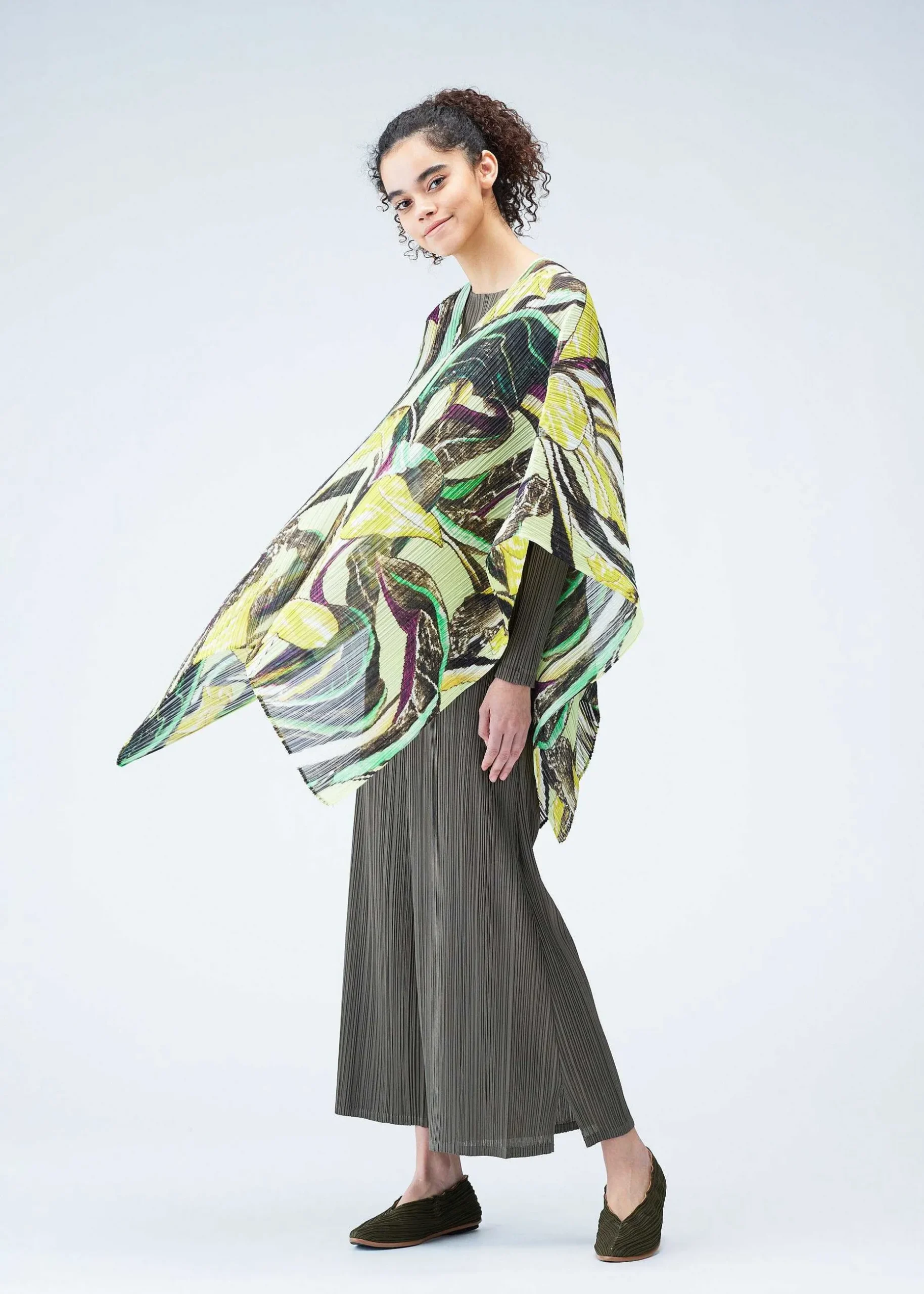 ISSEY MIYAKE Stole|Tardivo Madame-T