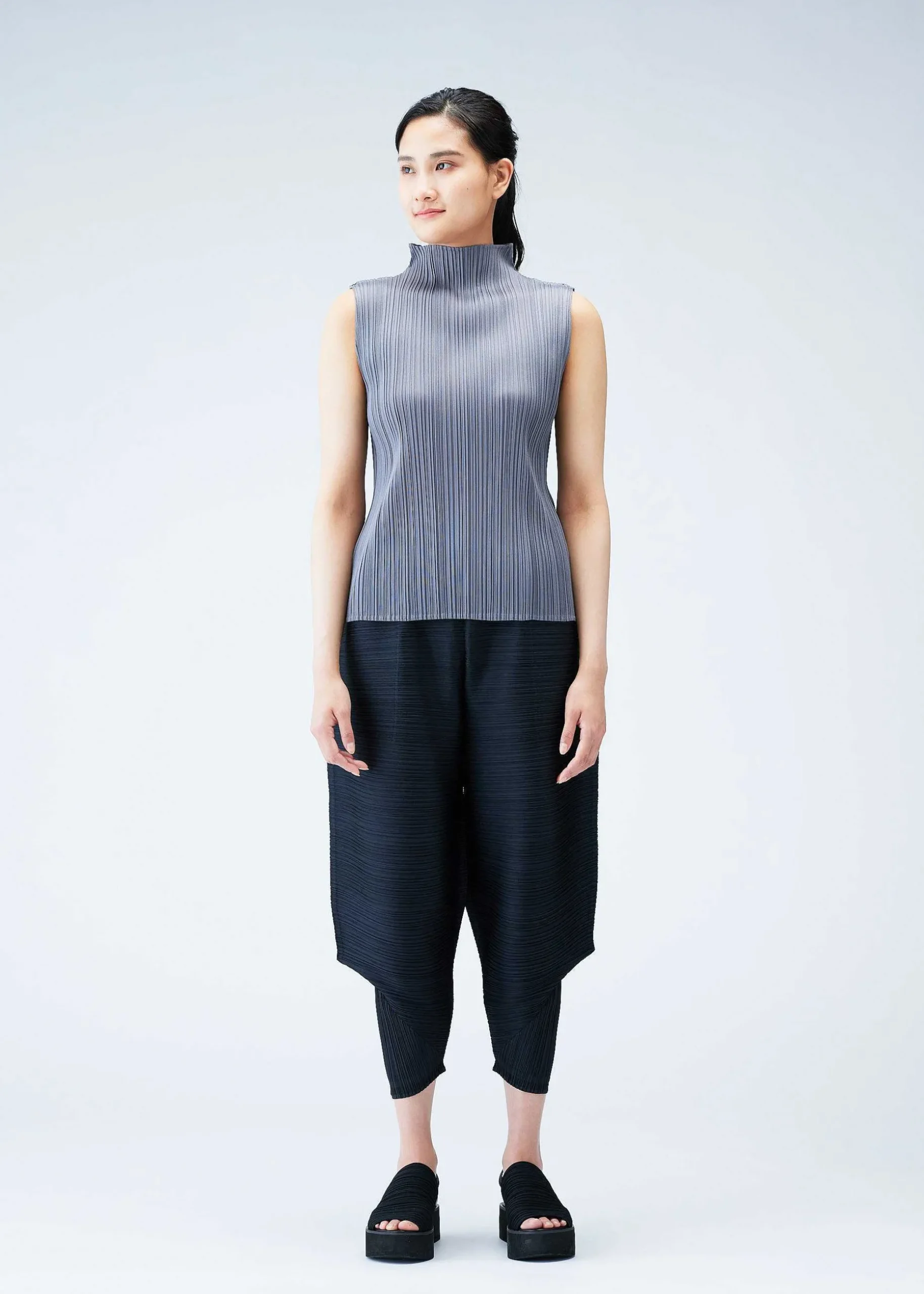 ISSEY MIYAKE Pants|Thicker Bounce