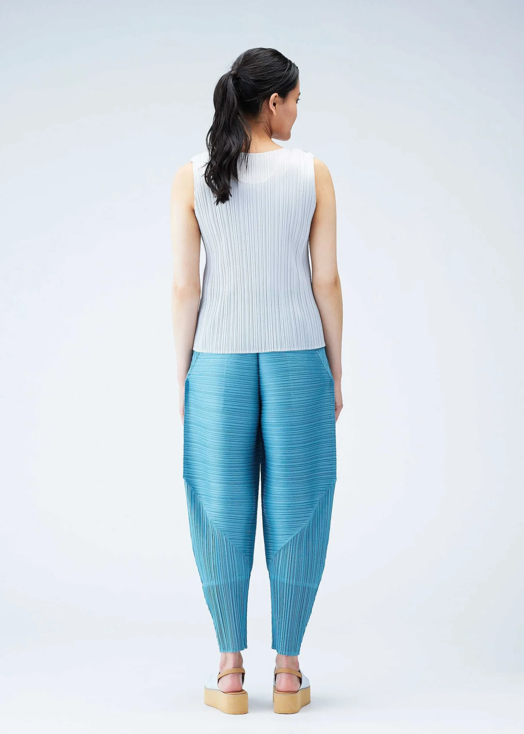 ISSEY MIYAKE Pants|Thicker Bounce