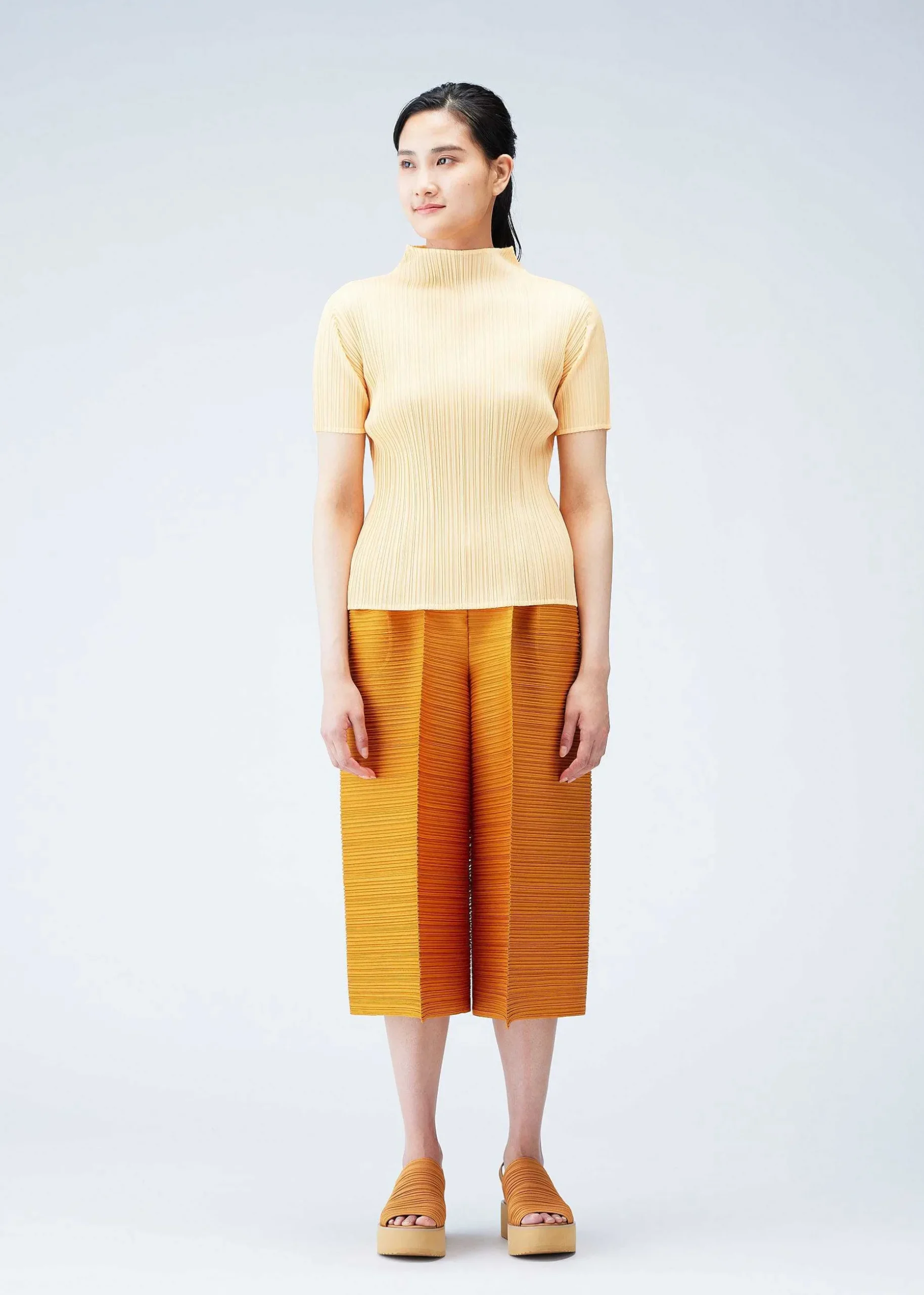 ISSEY MIYAKE Pants|Thicker Bounce
