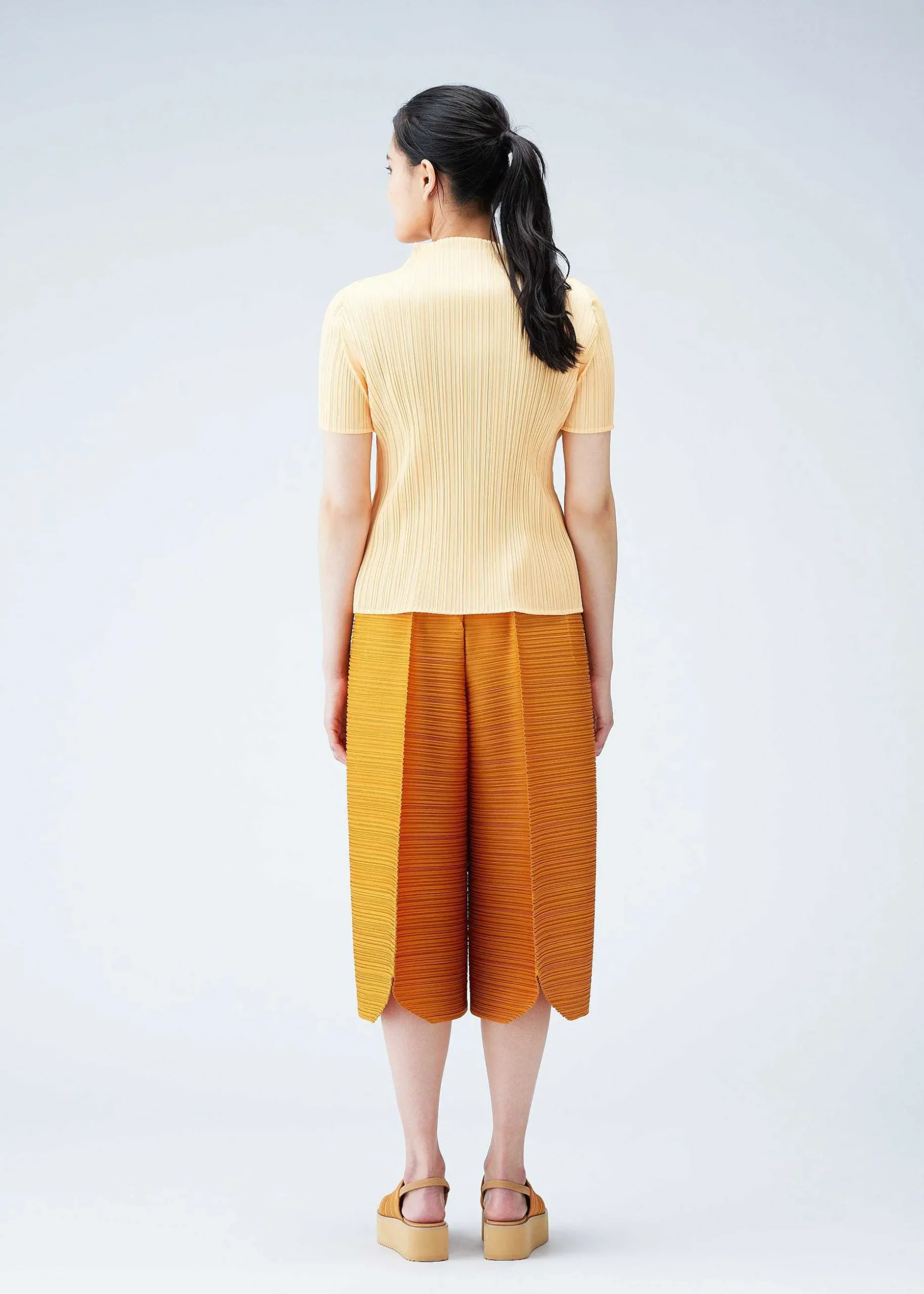 ISSEY MIYAKE Pants|Thicker Bounce