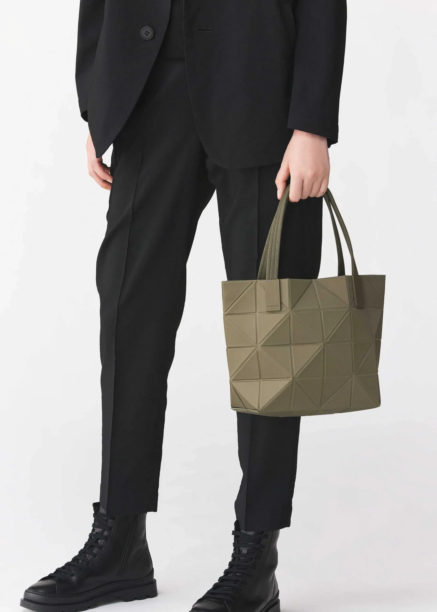 ISSEY MIYAKE Handbag|Track