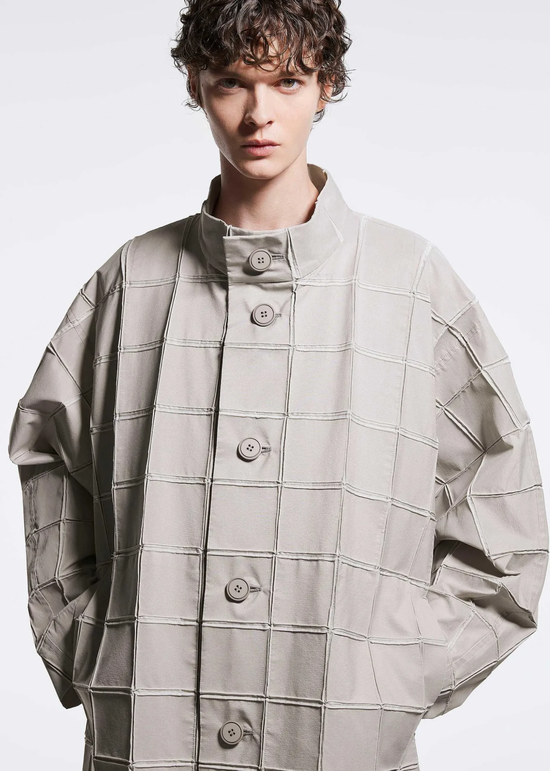 ISSEY MIYAKE Coat|Type-O 002