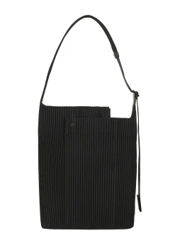 ISSEY MIYAKE Shoulder Bag|Utility