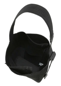 ISSEY MIYAKE Shoulder Bag|Utility