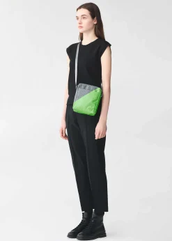 ISSEY MIYAKE Shoulder Bag|Voyager