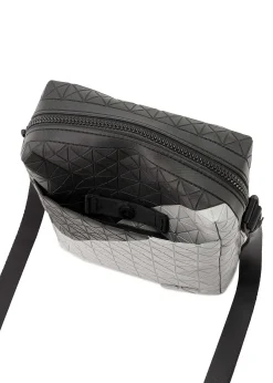 ISSEY MIYAKE Shoulder Bag|Voyager