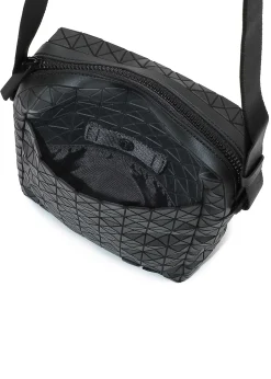 ISSEY MIYAKE Shoulder Bag|Voyager Matte Black