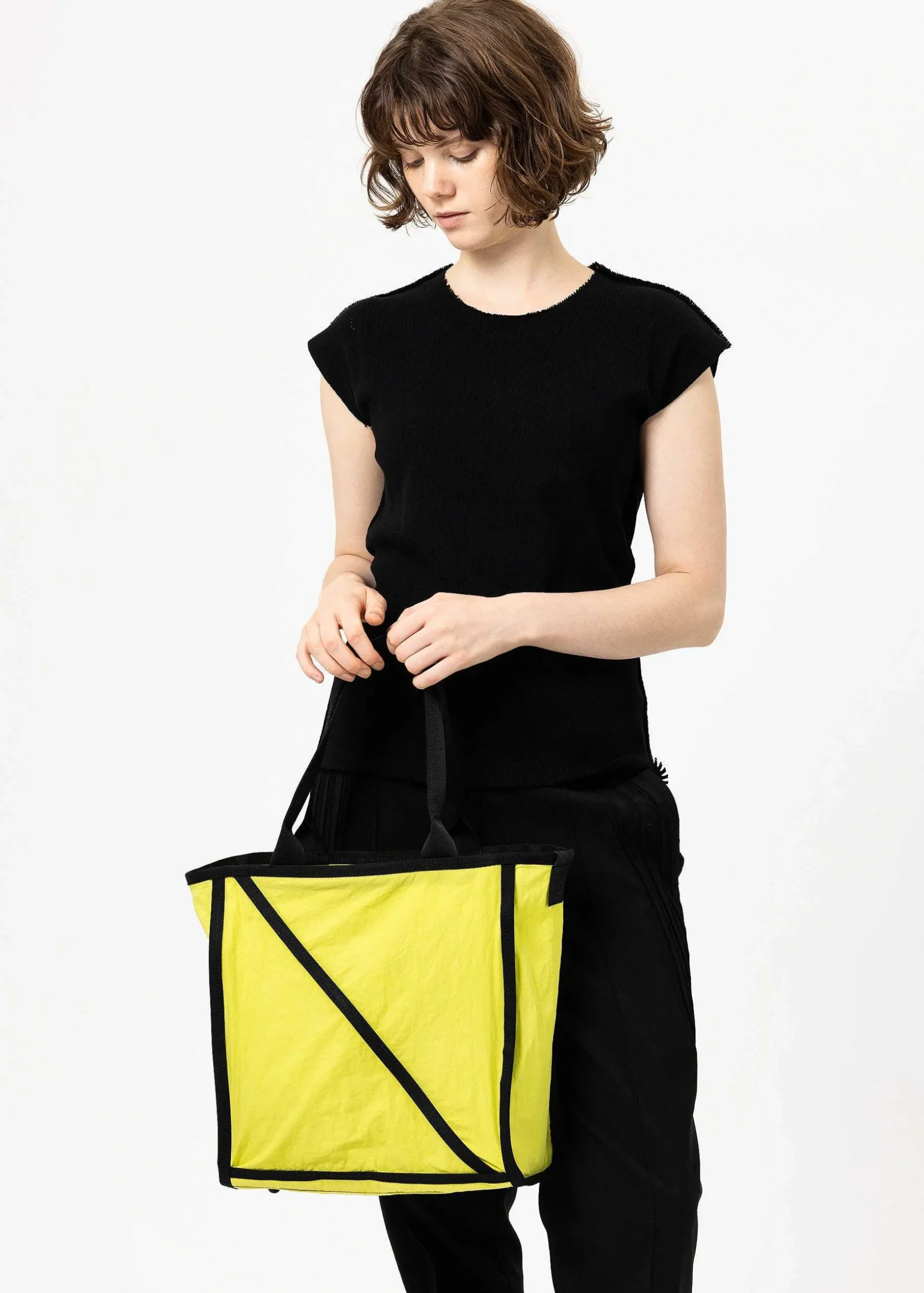 ISSEY MIYAKE Tote Bag|Waku
