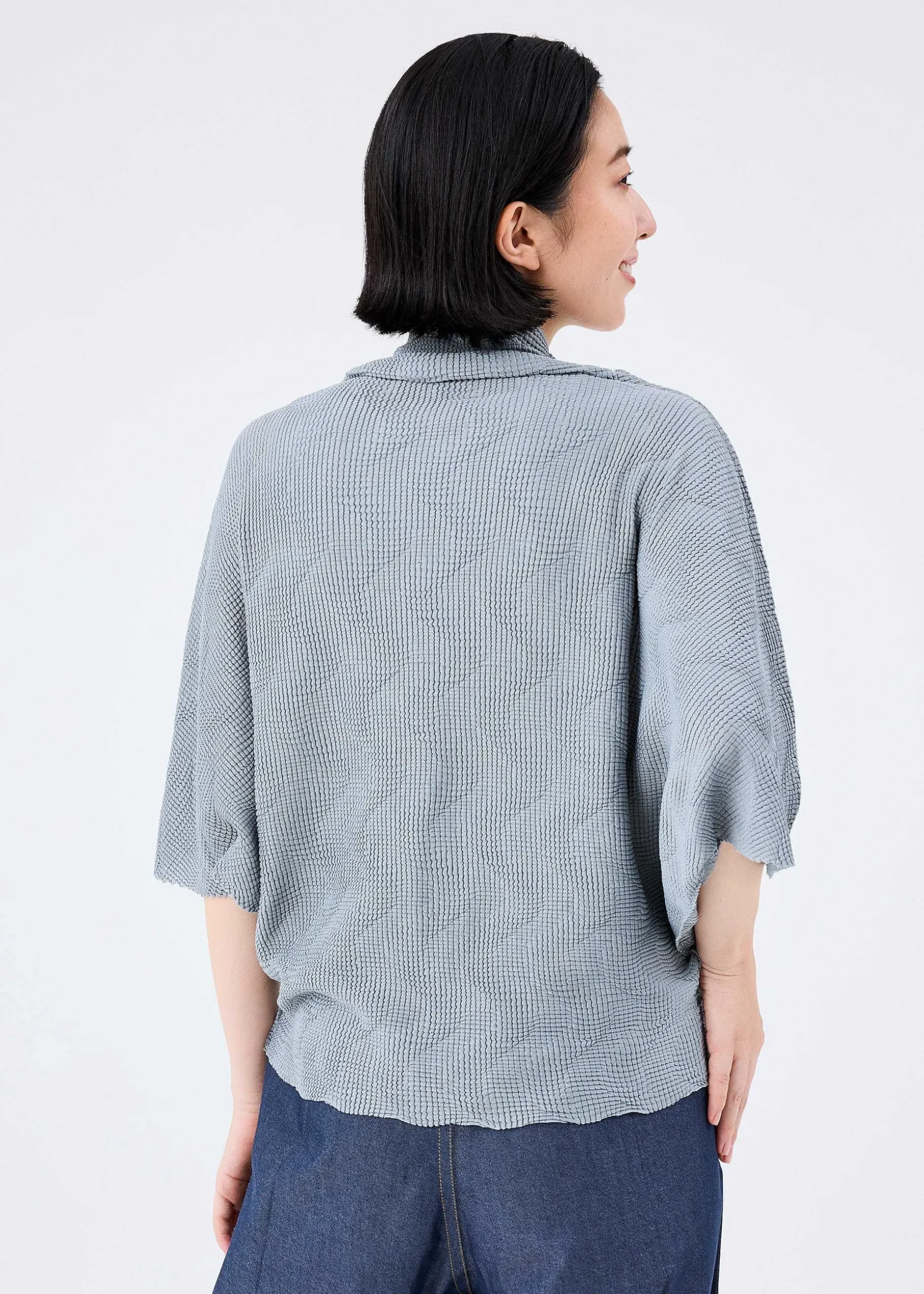 ISSEY MIYAKE Top|Wave Knit Stretch Pleats
