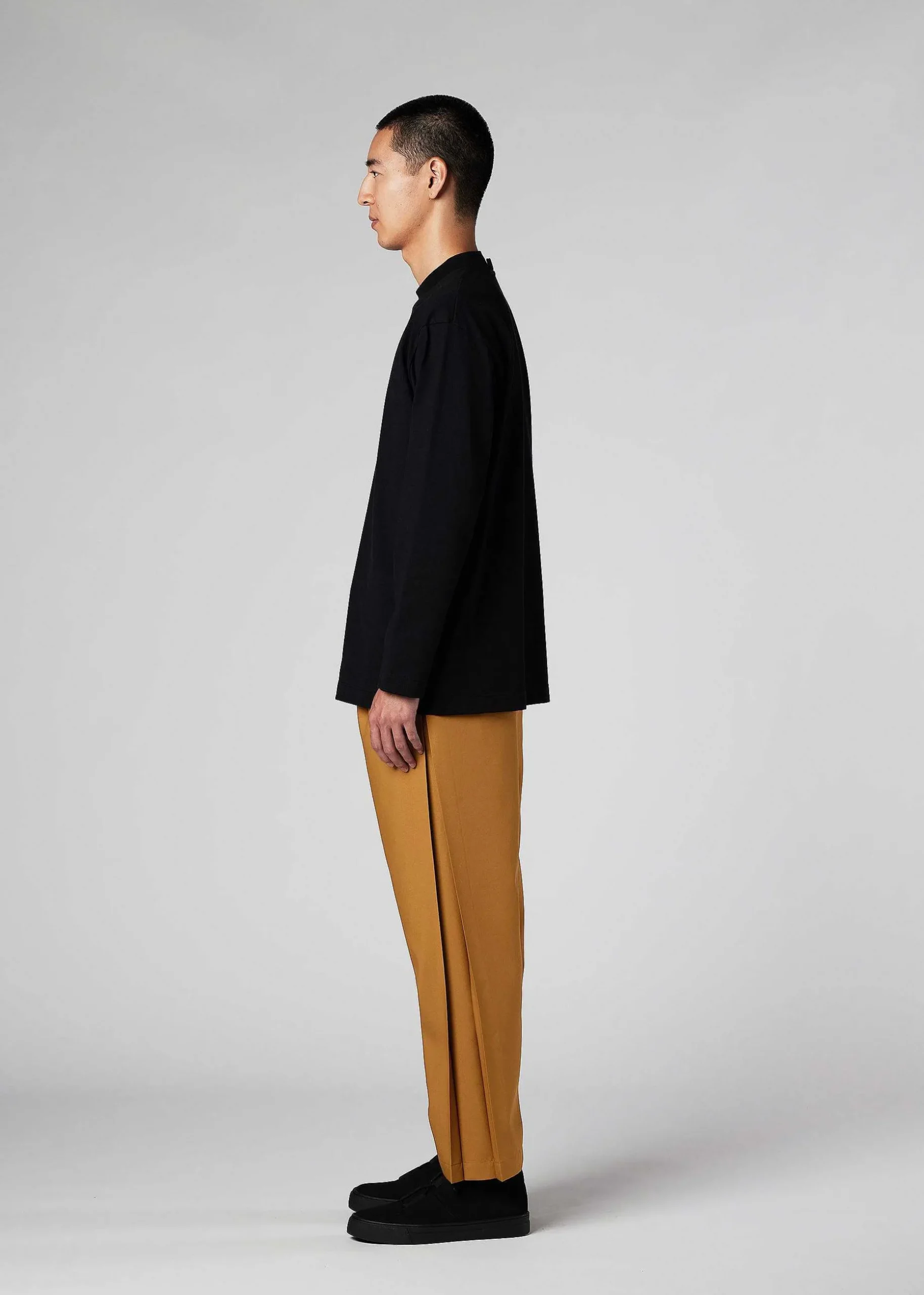 ISSEY MIYAKE Pants|Wings