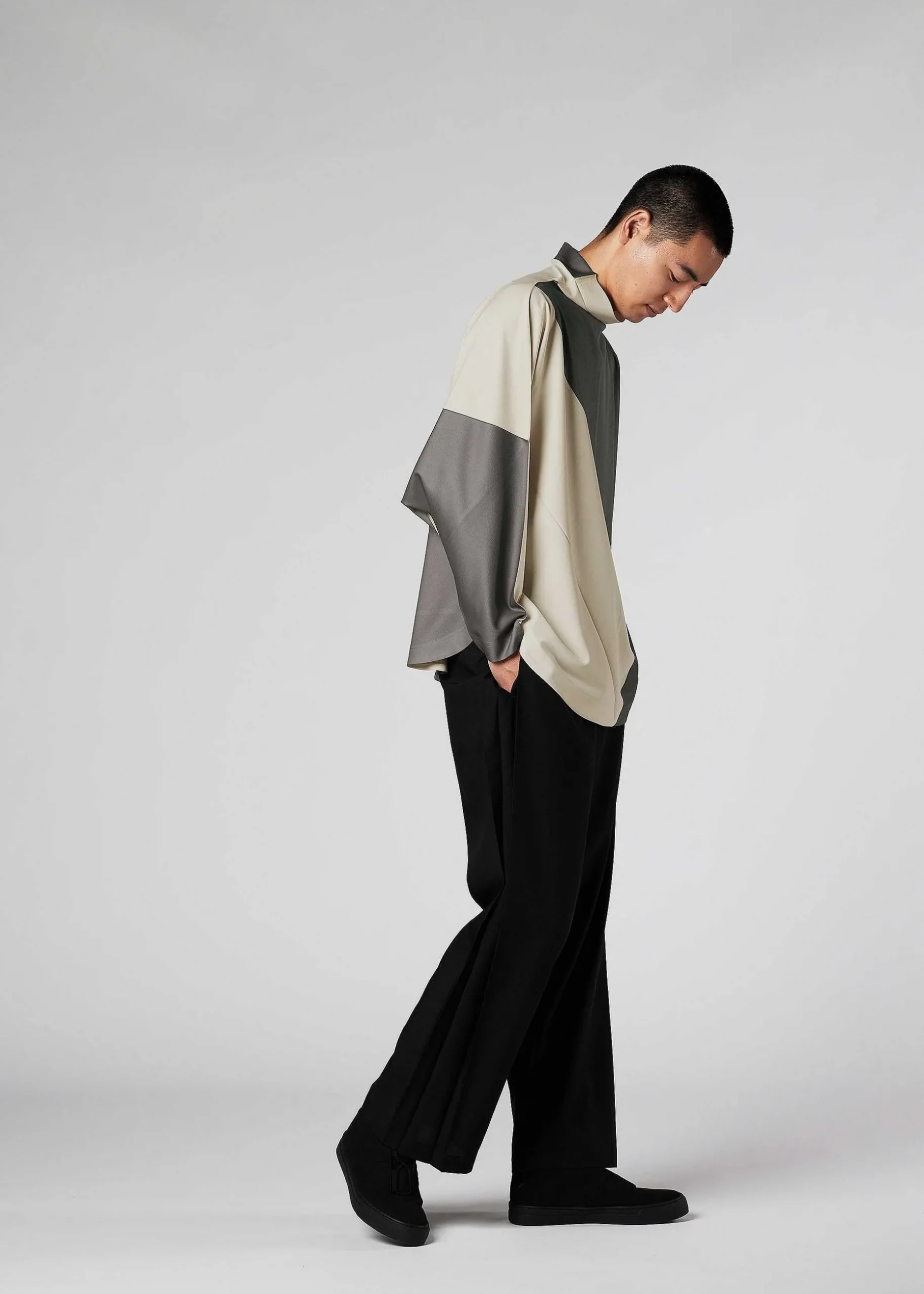 ISSEY MIYAKE Pants|Wings
