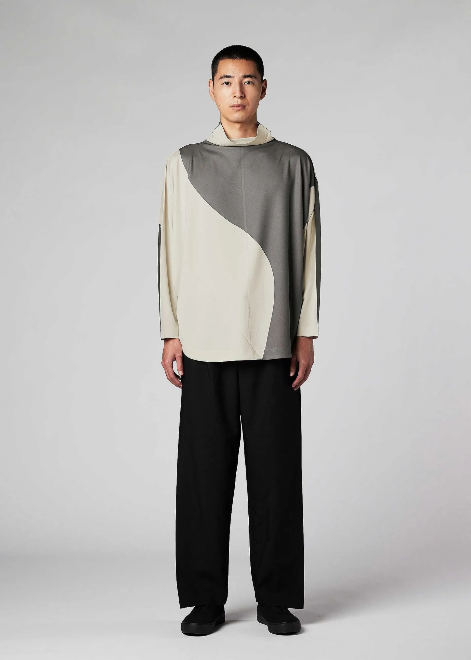 ISSEY MIYAKE Pants|Wings